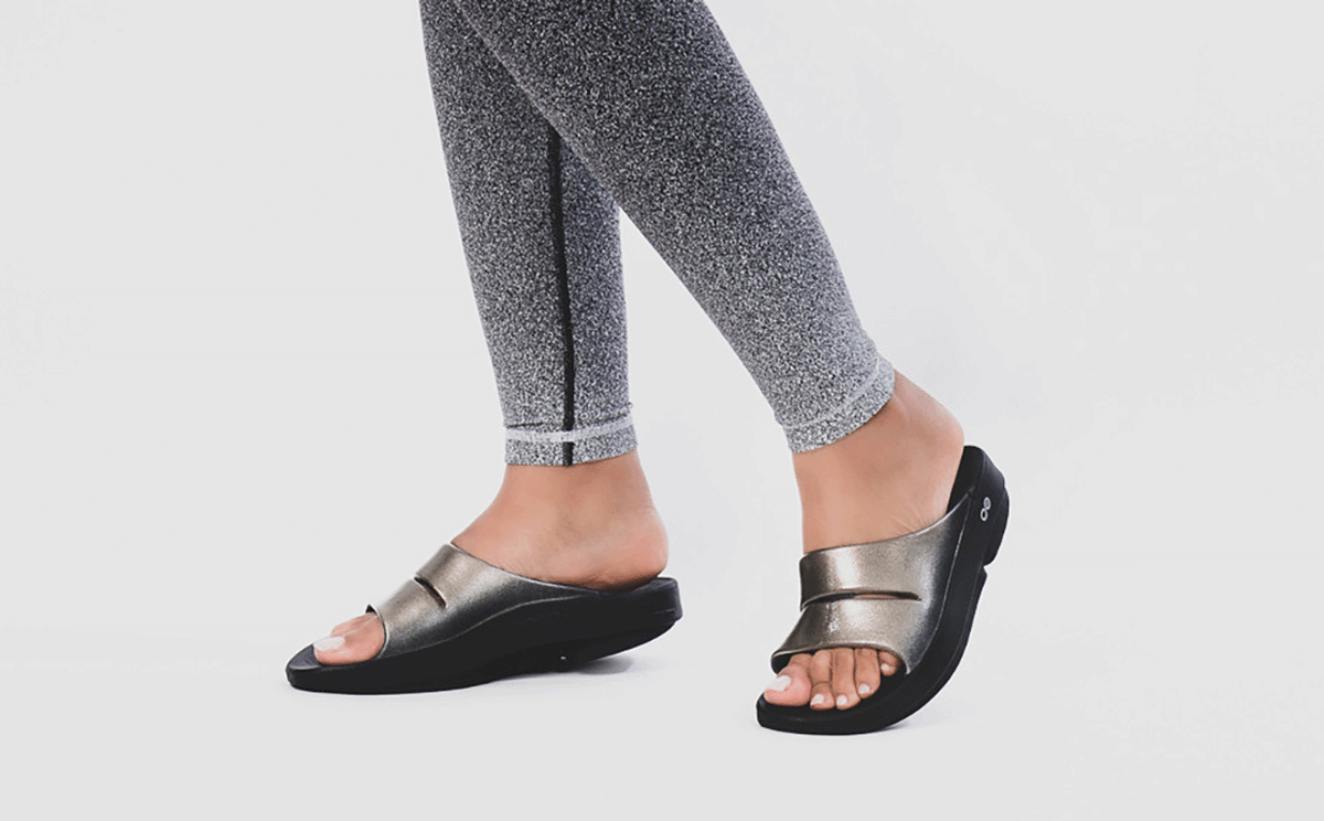 Women's OOahh Luxe Slide Sandal - Latte - Image 8